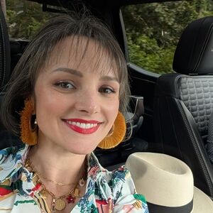 Meet your Posher, Ashley